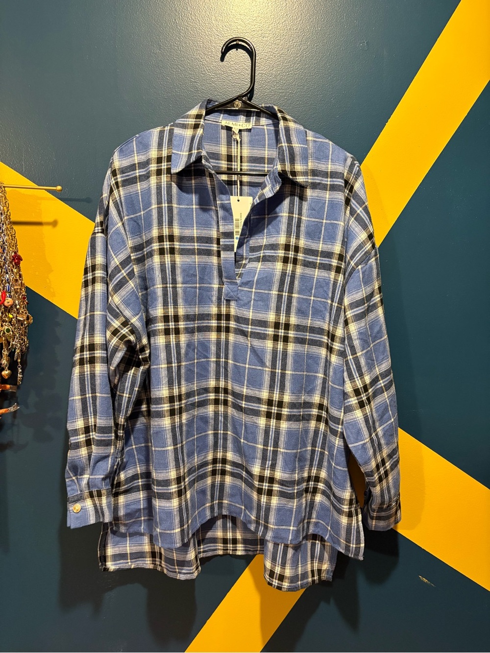 Aemi & Co. Blue & White Plaid V-Neck Flannel Shirt NWT